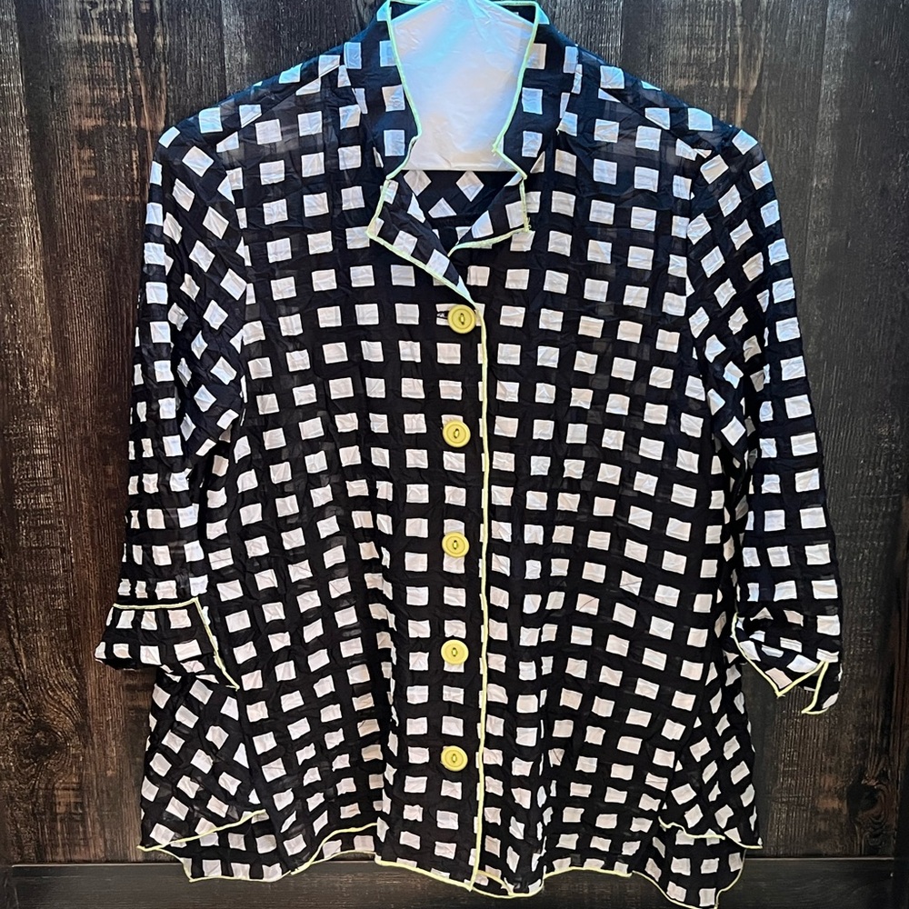 Ali Miles Black and White Checkered Button Down Shirt